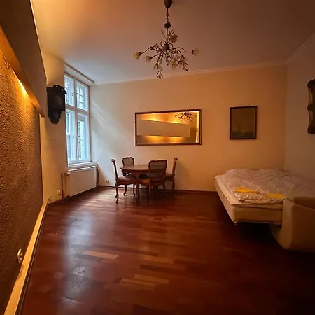 Homestay Zamek W Centrum Bielska-bialej *